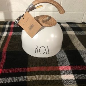 Rae Dunn tea kettle